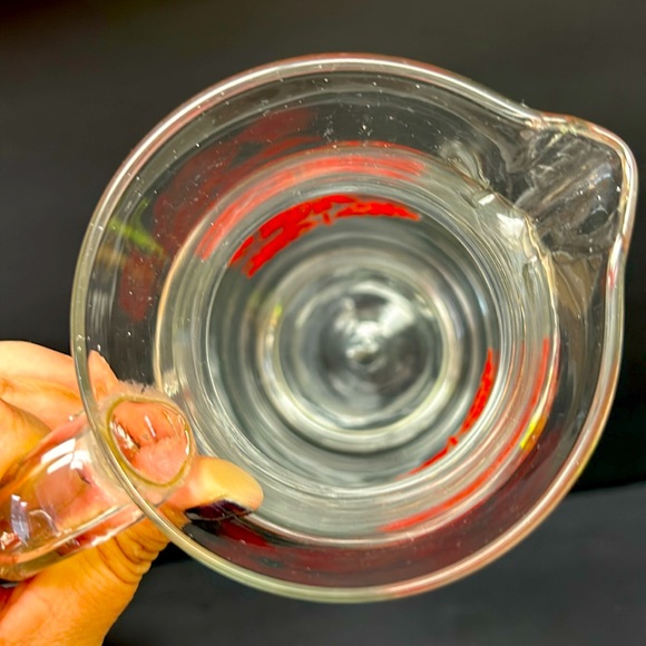Vintage clear glass 1L pitcher and 4 matching juice glasses red sunflower design - Picture 4 of 12